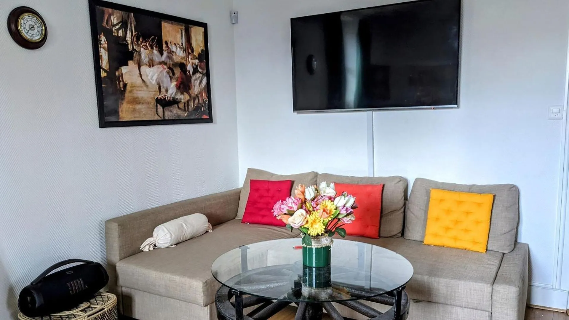 Homestay I Love Vernier, Geneva Switzerland