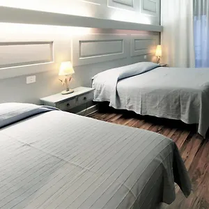 Les Arcades Hotell